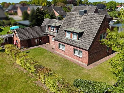 Einfamilienhaus zum Kauf 168.000 € 5 Zimmer 131,6 m² 1.092 m² Grundstück Hochdonn 25712