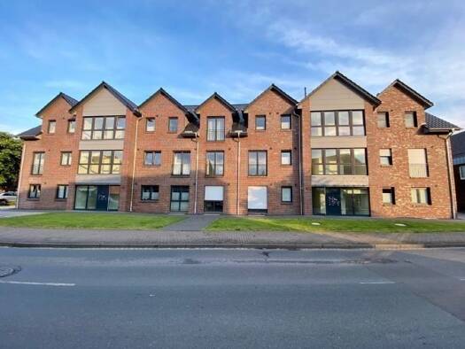 Wohnung zur Miete 790 € 2 Zimmer 61 m² EG Buxtehuder Straße 8 Apensen 21641