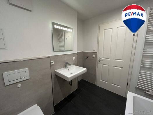 Wohnung zur Miete 580 € 3 Zimmer 66 m² 1. Geschoss frei ab 01.02.2026 Braunschweiger Straße 99 Sudenburg Magdeburg 39112