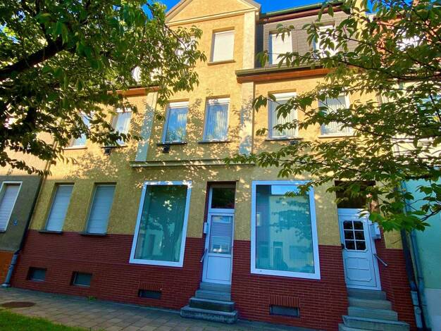 Mehrfamilienhaus zum Kauf 170.000 € 10 Zimmer 235,2 m² 588 m² Grundstück Schönebeck Schönebeck (Elbe) 39218