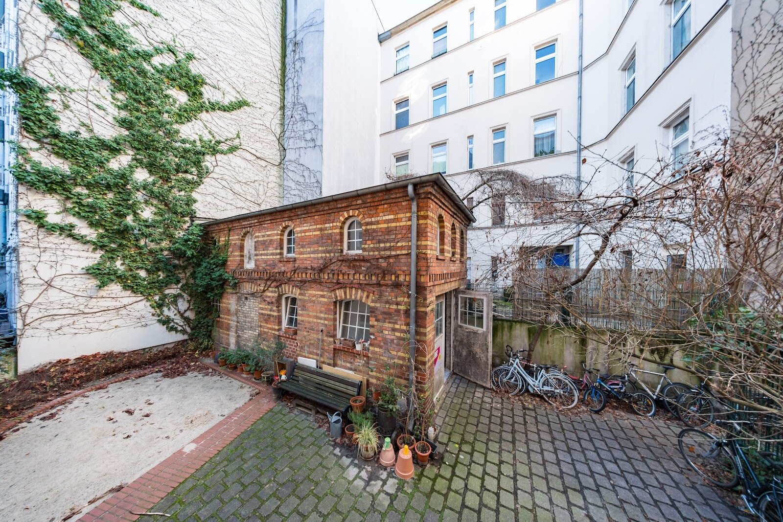 Bürogebäude zur Miete provisionsfrei 473 € 26,4 m²<br/>Bürofläche Arndtstr. 39 Kreuzberg Berlin 10965