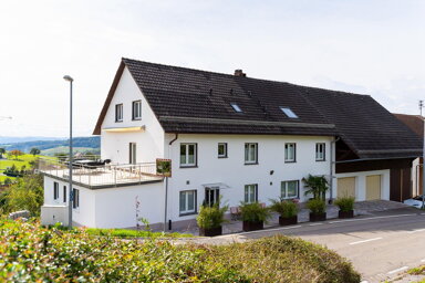 Mehrfamilienhaus zum Kauf provisionsfrei 1.070.000 € 15 Zimmer 351 m² 1.410 m² Grundstück Aichen 49 Aichen Waldshut-Tiengen 79761