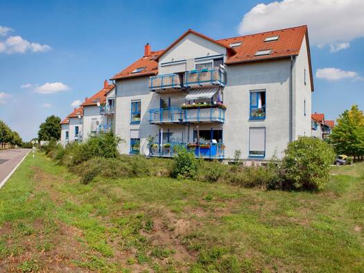 Wohnung zur Miete 585 € 3 Zimmer 75 m² 1. Geschoss frei ab 01.10.2025 Buchfinkenweg 1 Leuna 06237