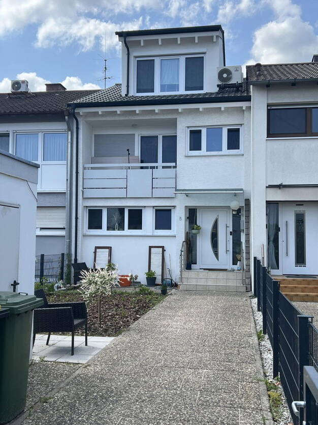 Reihenmittelhaus zum Kauf provisionsfrei 560.000 € 6,5 Zimmer 127 m² 316 m² Grundstück Ahornweg 5 Durmersheim Durmersheim 76448