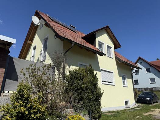 Einfamilienhaus zum Kauf 350.000 € 5 Zimmer 126 m² 475 m² Grundstück Neudorf Konnersreuth 95692