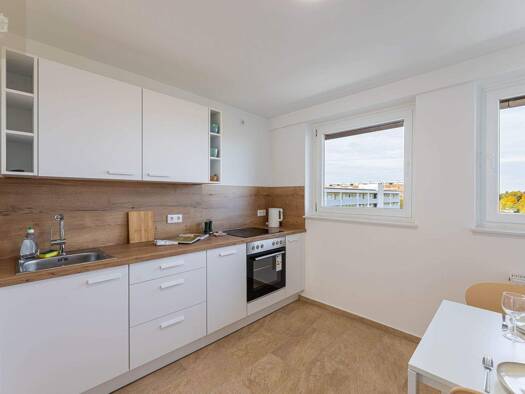 Wohnung zur Miete 1.100 € 2 Zimmer 60 m² 2. Geschoss frei ab 01.04.2026 Zollhaus Nürnberg 90471