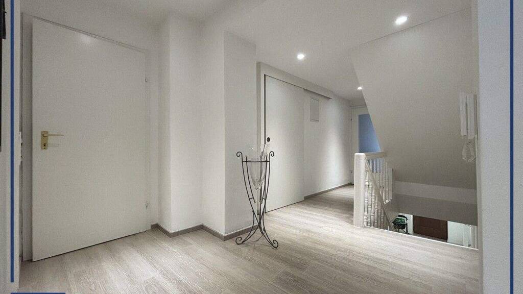 Einfamilienhaus zum Kauf 349.000 € 8 Zimmer 194 m² 692 m² Grundstück Vilshofen Vilshofen a. d. Donau 94474