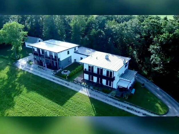 Doppelhaushälfte zur Miete 960 € 3 Zimmer 94 m² 100 m² Grundstück Hochburg-Ach 5122