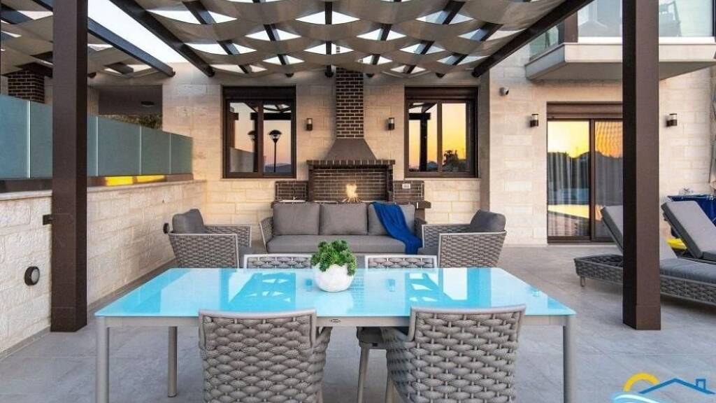 Haus zum Kauf 950.000 € 4 Zimmer 203 m² 3.800 m² Grundstück Kreta Plaka bei Chania 730 08