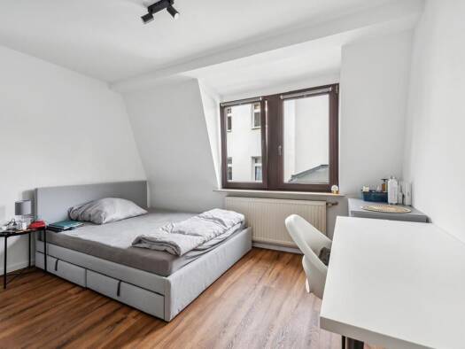 WG-Zimmer zur Miete 460 € 3 Zimmer 11,3 m² 2. Geschoss frei ab sofort Untere Fischerstraße 5 Innenstadt Fürth 90762
