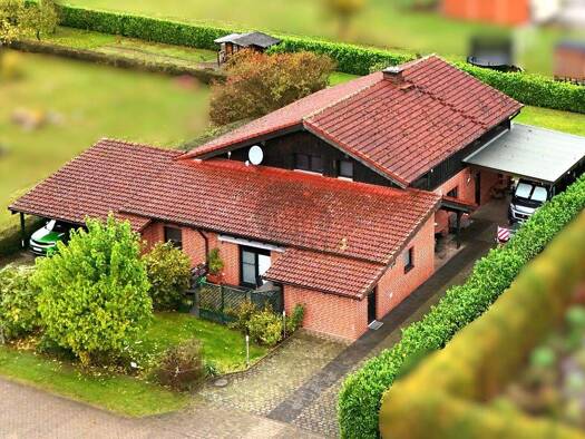 Einfamilienhaus zum Kauf 489.000 € 7 Zimmer 220 m² 1.381 m² Grundstück Alvesse Edemissen / Alvesse 31234