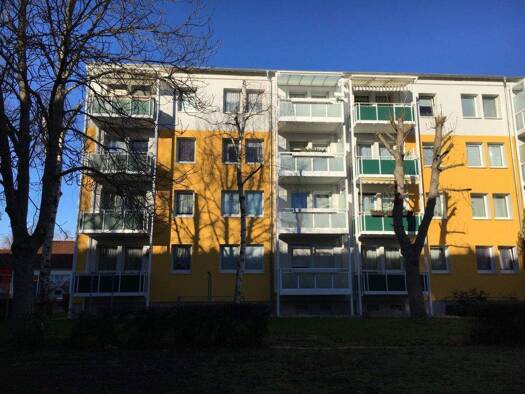 Wohnung zur Miete 399 € 3 Zimmer 60,5 m² 1. Geschoss frei ab 24.02.2026 Seumestr. 4 Bad Dürrenberg 06231