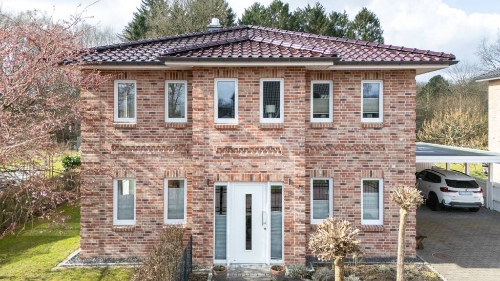 Einfamilienhaus zum Kauf 649.000 € 4,5 Zimmer 147 m² 720 m² Grundstück Brokstedt 24616