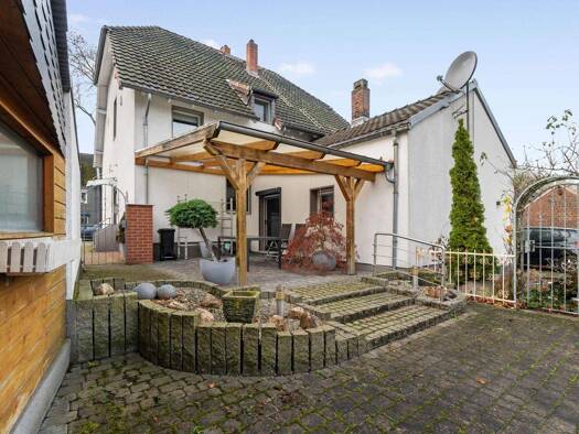 Doppelhaushälfte zum Kauf 249.000 € 4 Zimmer 101 m² 346 m² Grundstück Eigen Bottrop 46240