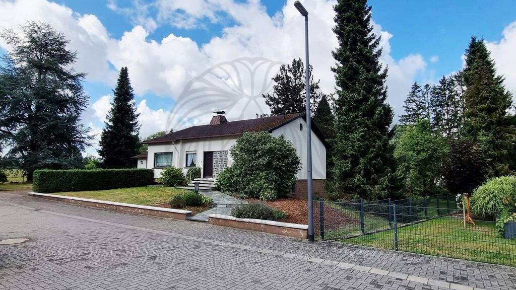 Einfamilienhaus zum Kauf 395.000 € 4 Zimmer 130 m² 2.653 m² Grundstück Langendernbach Dornburg 65599