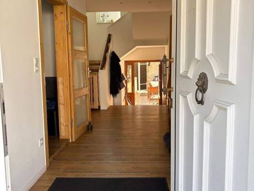 Einfamilienhaus zum Kauf 239.000 € 8 Zimmer 238 m² 890 m² Grundstück frei ab sofort Urleben 99955