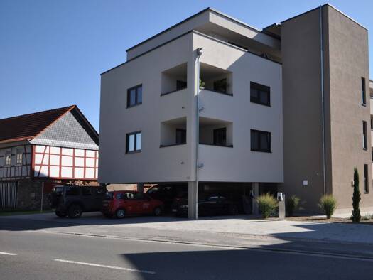 Wohnung zur Miete 900 € 2,5 Zimmer 81 m² Geschoss 2/3 frei ab sofort Heppenheimer Straße 42 Fürth 64658