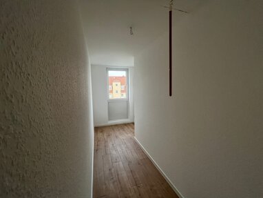 Wohnung zur Miete 440 € 2 Zimmer 76,7 m² 3. Geschoss frei ab 01.08.2024 Burgstraße 55 Bitterfeld Bitterfeld-Wolfen 06749