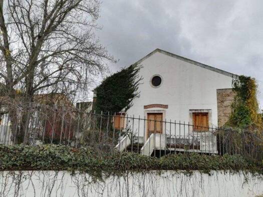 Haus zum Kauf 490.000 € 8 Zimmer 923 m² 3.800 m² Grundstück Constância