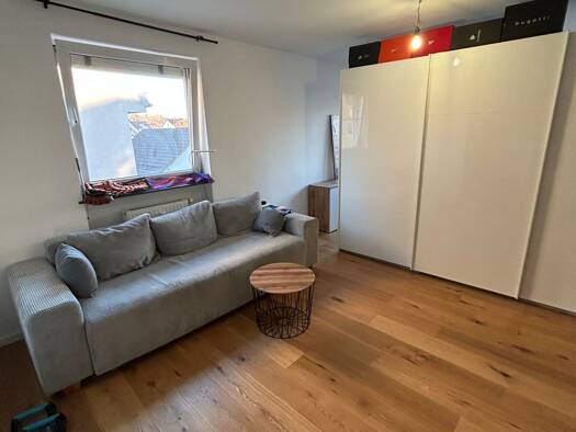 Wohnung zur Miete 1.095 € 1 Zimmer 42 m² Geschoss 1/2 frei ab 01.03.2026 Moosach München 80993