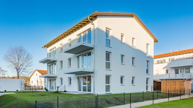 Wohnung zur Miete 940 € 3 Zimmer 82,5 m² 1. Geschoss frei ab 01.06.2025 Löschenbrander Straße 1 Altdorf Altdorf 84032