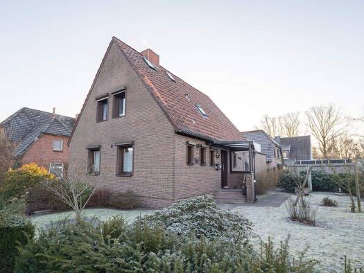 Mehrfamilienhaus zum Kauf 328.000 € 8 Zimmer 150 m² 492 m² Grundstück Stade 21680