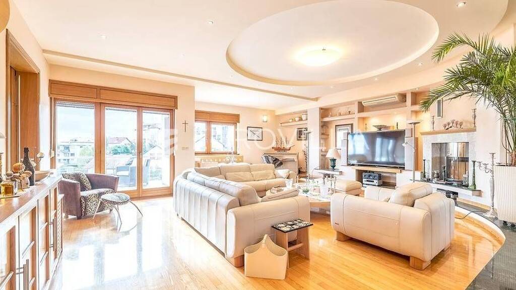 Haus zur Miete 7 Zimmer 850 m² Pantovcak Tuskanac