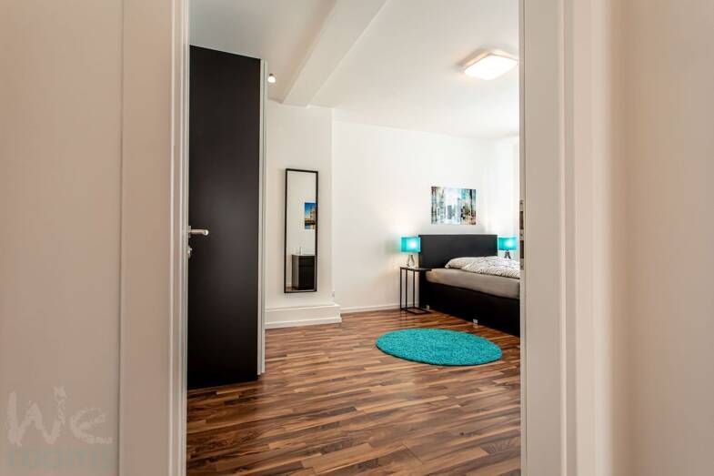 WG-Zimmer zur Miete Wohnen auf Zeit 450 € 14 m² 5. Geschoss frei ab sofort Elbestraße 00 5.OGre Bahnhofsviertel Frankfurt am Main 60329
