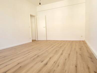 Wohnung zur Miete 280 € 1 Zimmer 45 m² frei ab sofort Markt 28 Ronneburg Ronneburg 07580