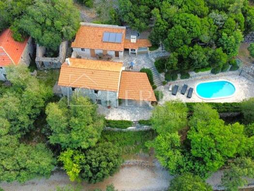 Haus zum Kauf 1.350.000 € 4 Zimmer 135 m² Tribanj, Starigrad Starigrad