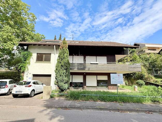 Mehrfamilienhaus zum Kauf 525.000 € 9 Zimmer 275 m² 553 m² Grundstück frei ab 01.12.2026 Weststadt Baden-Baden 76532