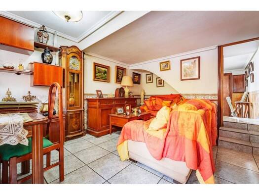 Reihenhaus zum Kauf 269.900 € 3 Zimmer 117 m² >Calle de Manuel Laredo > Alcalá de Henares 28807