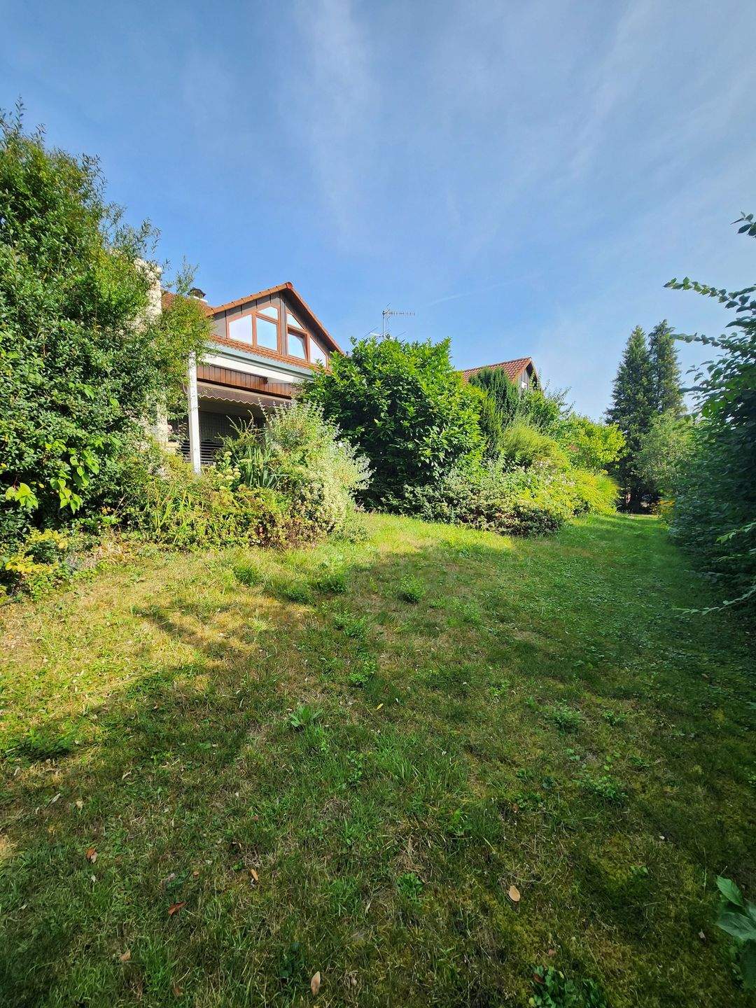 Immobilie in Obersulm - Großes sonniges Grundstück mit solidem 1-2 Familienhaus und Einlieger in Willsbachs bester Wohnlage - Bild 0