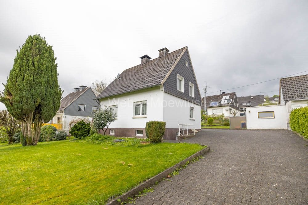 Einfamilienhaus zum Kauf 250.000 € 5 Zimmer 93 m²<br/>Wohnfläche 826 m²<br/>Grundstück Bergneustadt Bergneustadt 51702