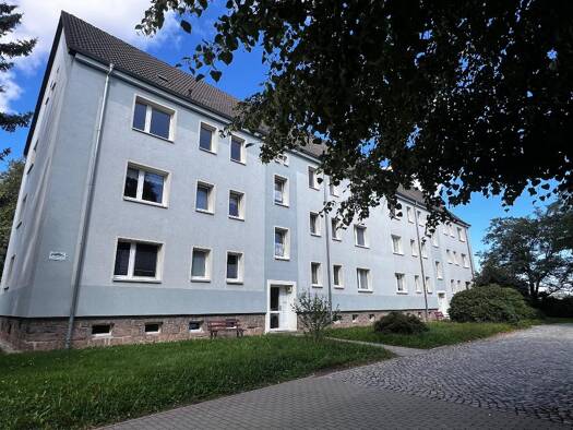 Wohnung zur Miete 288 € 2 Zimmer 44,3 m² frei ab sofort Straße des Aufbaus 19 Hartenstein 08118