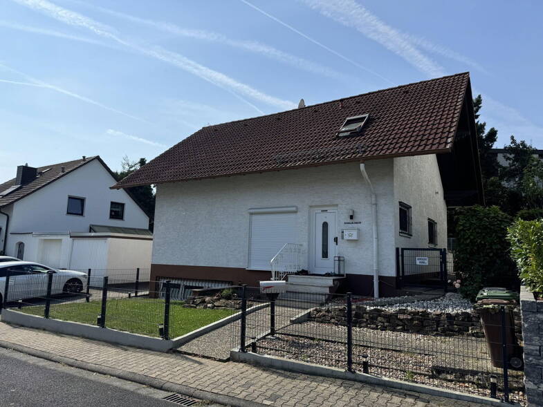 Einfamilienhaus zum Kauf provisionsfrei 590.000 € 5 Zimmer 155 m² 490 m² Grundstück Wachenbuchen Maintal 63477