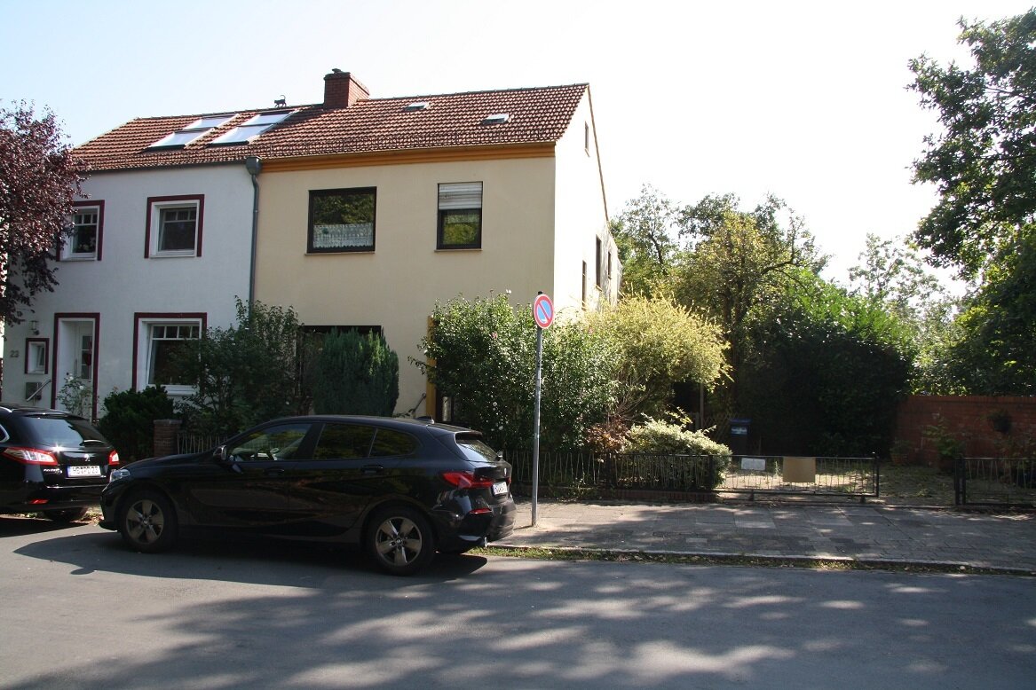 Doppelhaushälfte zum Kauf 230.000 € 6 Zimmer 145 m²<br/>Wohnfläche 328 m²<br/>Grundstück ab sofort<br/>Verfügbarkeit Sebaldsbrück Bremen 28309