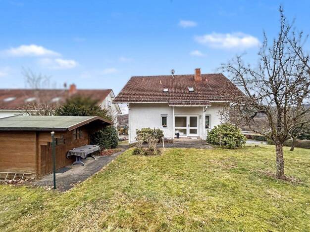 Mehrfamilienhaus zum Kauf 270.000 € 7 Zimmer 175,3 m² 1.150 m² Grundstück Bad Endbach 35080