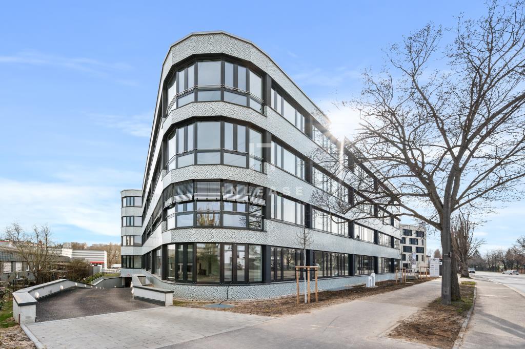 Bürofläche zur Miete 392 m²<br/>Bürofläche ab 392 m²<br/>Teilbarkeit Sindelfingen 4 Sindelfingen 71065