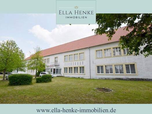 Lagerhalle zum Kauf 265.000 € 2.388 m² Lagerfläche Quarmbeck Quedlinburg 06484