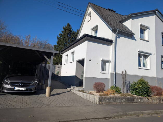 Doppelhaushälfte zum Kauf provisionsfrei 229.000 € 3 Zimmer 85 m² 612 m² Grundstück frei ab 01.07.2026 Betzdorf 57518