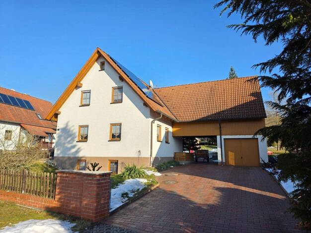 Einfamilienhaus zum Kauf 349.000 € 5 Zimmer 110 m² 1.172 m² Grundstück Ummerstadt 98663