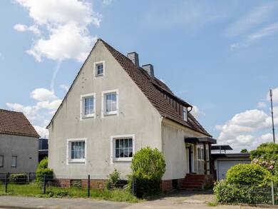 Einfamilienhaus zum Kauf 229.000 € 6 Zimmer 132,1 m² 617 m² Grundstück Bünde - Mitte Bünde 32257
