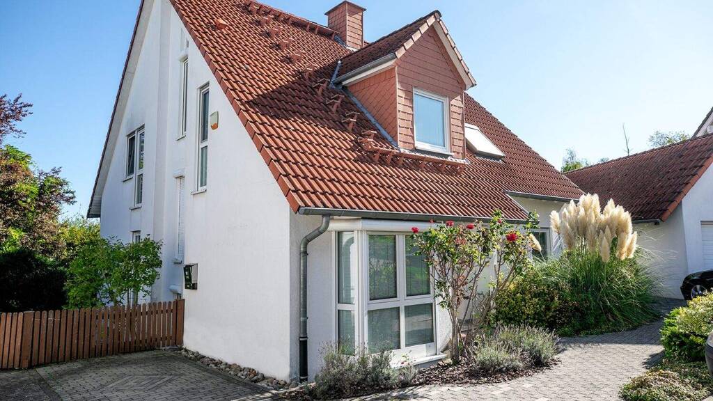 Einfamilienhaus zum Kauf 995.000 € 8 Zimmer 237,8 m² 700 m² Grundstück Urberach Rödermark / Urberach 63322