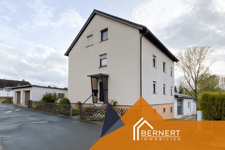Mehrfamilienhaus zum Kauf 289.000 € 10 Zimmer 236 m² 2.480 m² Grundstück frei ab sofort Sparneck Sparneck 95234