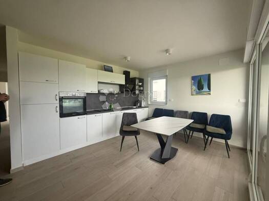 Wohnung zur Miete 1.200 € 3 Zimmer 70 m² 1. Geschoss Umag Finida