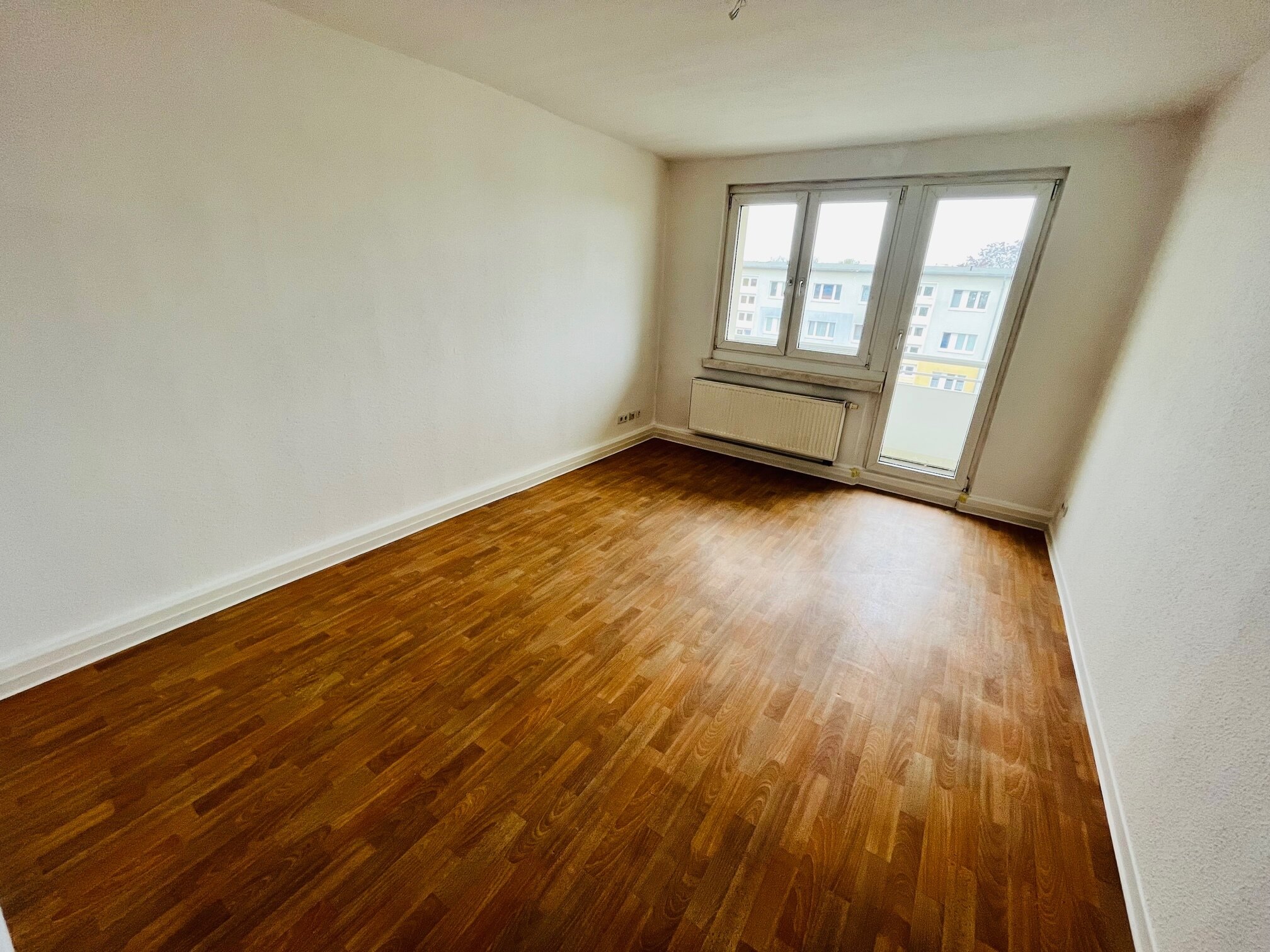 Wohnung zur Miete 443 € 3 Zimmer 60 m²<br/>Wohnfläche 4.<br/>Geschoss Venise-Gosnat-Straße 31 Nord Brandenburg an der Havel 14770