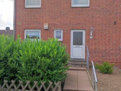 Reihenendhaus zum Kauf 189.000 € 6 Zimmer 77,6 m² 468 m² Grundstück frei ab sofort Gleiwitzer Str. 1 Heide Heide 25746