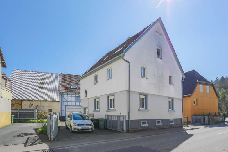 Mehrfamilienhaus zum Kauf 399.000 € 6 Zimmer 208 m² 352 m² Grundstück Ispringen 75228