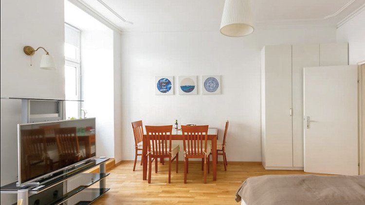 Wohnung zur Miete Wohnen auf Zeit 1.560 € 2 Zimmer 45 m²<br/>Wohnfläche ab sofort<br/>Verfügbarkeit Wien 1060